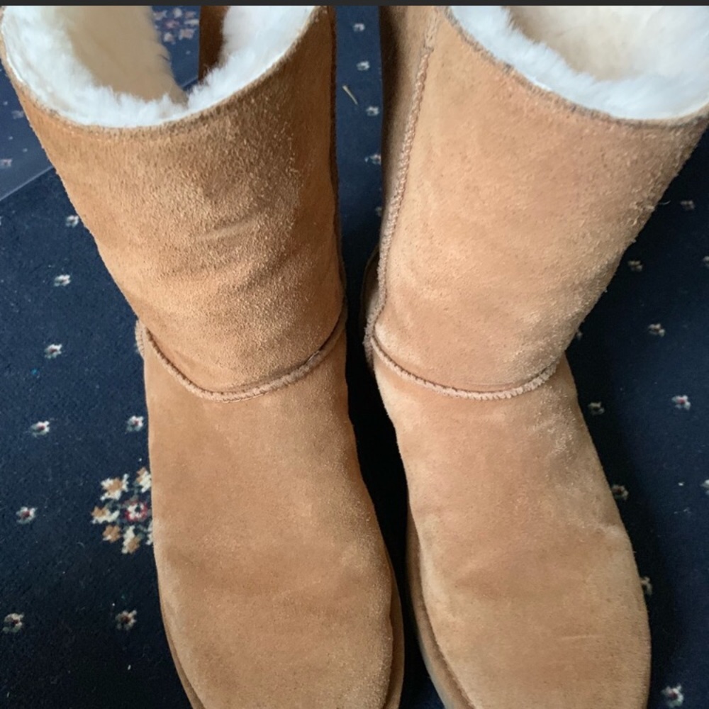 UGGs